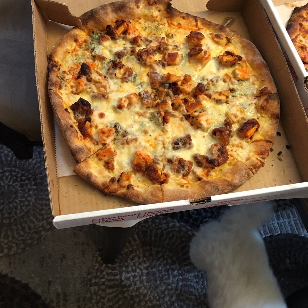 Buffalo chicken pizza Buffalo chicken pizza