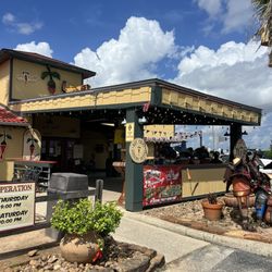 Lupe Tortilla - Front of restaurant