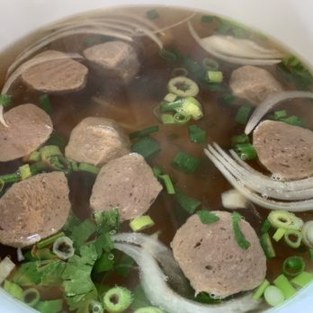 Saigon's Restaurant - Meatballs and tendon pho - Vietnamese Near Me - Honolulu, Hawaii Saigon's Restaurant - Meatballs and tendon pho - Vietnamese Near Me - Honolulu, Hawaii
