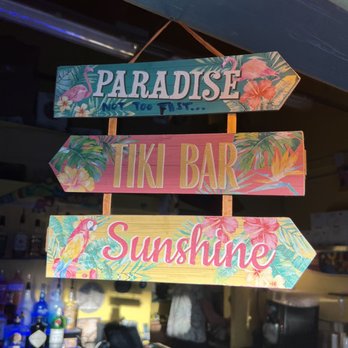 Lido Beach - Bar, drinks, beach, food - Beaches Near Me - Sarasota, Florida Lido Beach - Bar, drinks, beach, food - Beaches Near Me - Sarasota, Florida