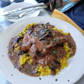 Athena Mediterranean Cuisine - Kotopoulo mavrodaphne- chicken breast with mushrooms and sweet greek red wine over rice pilaf - Mediterranean Near Me - Brooklyn, New York