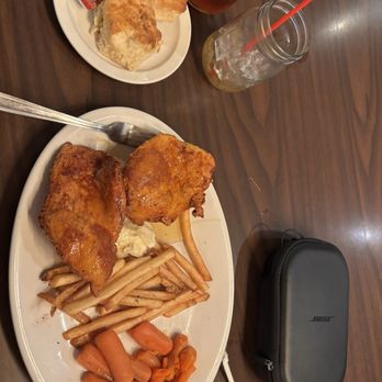 Bob Evans - American Near Me - Hurricane, West Virginia