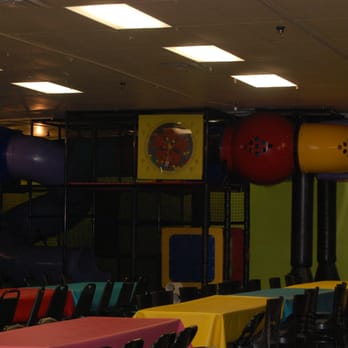Jungle George's - Climbing Play Area and also a view of a small section of their dining tables. - Arcades Near Me - Fort Wayne, Indiana Jungle George's - Climbing Play Area and also a view of a small section of their dining tables. - Arcades Near Me - Fort Wayne, Indiana