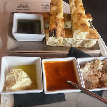 Jay Luigi - Bread appetizer - Pizza Near Me - Tampa, Florida Jay Luigi - Bread appetizer - Pizza Near Me - Tampa, Florida