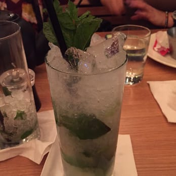 Earls Kitchen + Bar - Mojito - New American Near Me - Miami, Florida