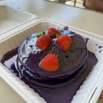 Honolua Store - ube pancakes - Coffee & Tea Near Me - Lahaina, Hawaii