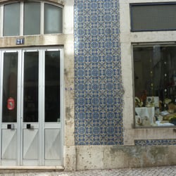 Pereira & Custódio