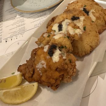Sixty Vines - Fried chicken and caviar - Wine Bars Near Me - Gaithersburg, Maryland