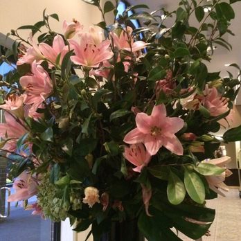 Jodi Zimmerman Designs - One of my favorite arrangements. Posted 11/20/17 - Florists Near Me - New York, New York Jodi Zimmerman Designs - One of my favorite arrangements. Posted 11/20/17 - Florists Near Me - New York, New York