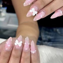 Gossip Nails Lounge