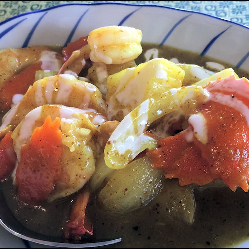 Khun Suda - Close up of the "Yellow Curry" showing all of the goodness this amazing selection has to offer. - Thai Near Me - Roseville, California