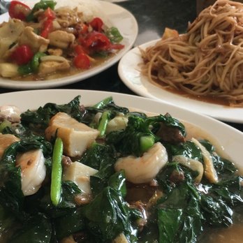Thmor Da - Special mee kathung in the foreground, cha kreoung and papaya salad left to right in the background - Cambodian Near Me - Revere, Massachusetts Thmor Da - Special mee kathung in the foreground, cha kreoung and papaya salad left to right in the background - Cambodian Near Me - Revere, Massachusetts