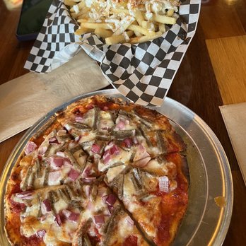 Tradewinds Café & Catering Co - Gyro flatbread pizza and Greek fries - Mediterranean Near Me - Eugene, Oregon Tradewinds Café & Catering Co - Gyro flatbread pizza and Greek fries - Mediterranean Near Me - Eugene, Oregon