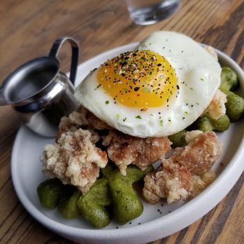 Momonoki - Chicken and matcha waffle - Cafes Near Me - Atlanta, Georgia