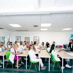 Neo Beauty School - Skin Care Classroom