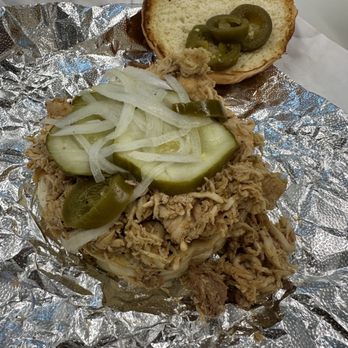 Deep Run Roadhouse - Pulled Chicken Sandwich - Barbeque Near Me - Richmond, Virginia