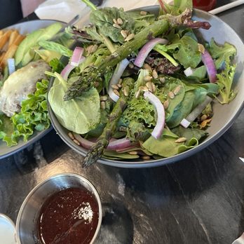 Fernbank Public House - Dinner salad with grilled Asparagus - Bars Near Me - Charleston, West Virginia Fernbank Public House - Dinner salad with grilled Asparagus - Bars Near Me - Charleston, West Virginia