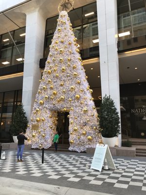 Thompson Dallas, by Hyatt by null