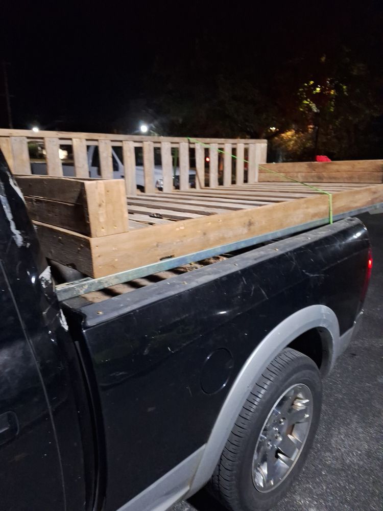 Slide of The Elite Handyman