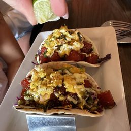 Poke tacos
