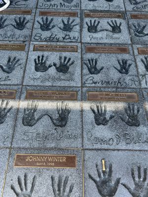 Guitar Center by null