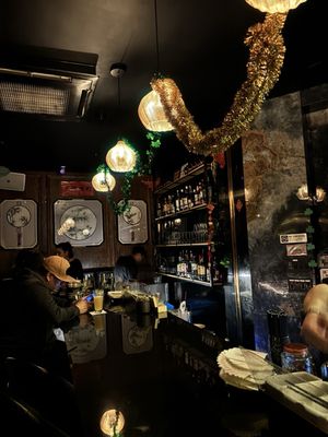 Jade & Clover by null