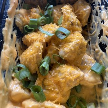 Pel Meni Dumpling Tzar - Potato Dumpling Entree - Mac n cheese without bacon - Russian Near Me - Seattle, Washington
