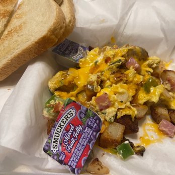Bakers Square - Scrambled Eggs & Ham! - American Near Me - Clive, Iowa