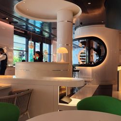 Le Jardinier - Inside