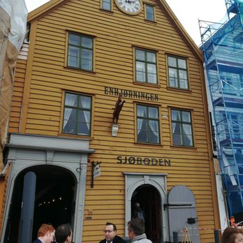 Sjøboden - Pubs Near Me - Bergen, 12