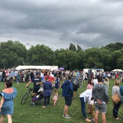 Hilly Fields Park