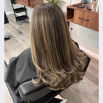 Divine dry bar - Blowout by Stephanie - Blow Dry/Out Services Near Me - Bethlehem, Pennsylvania Divine dry bar - Blowout by Stephanie - Blow Dry/Out Services Near Me - Bethlehem, Pennsylvania