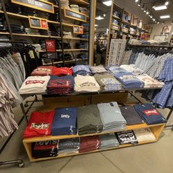 Levi’s Outlet Store
