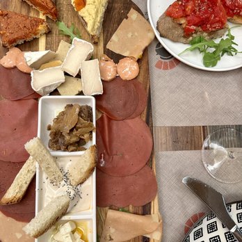 Rifugio Romano - Tagliere Vegan - Pizza Near Me - Rome, RM