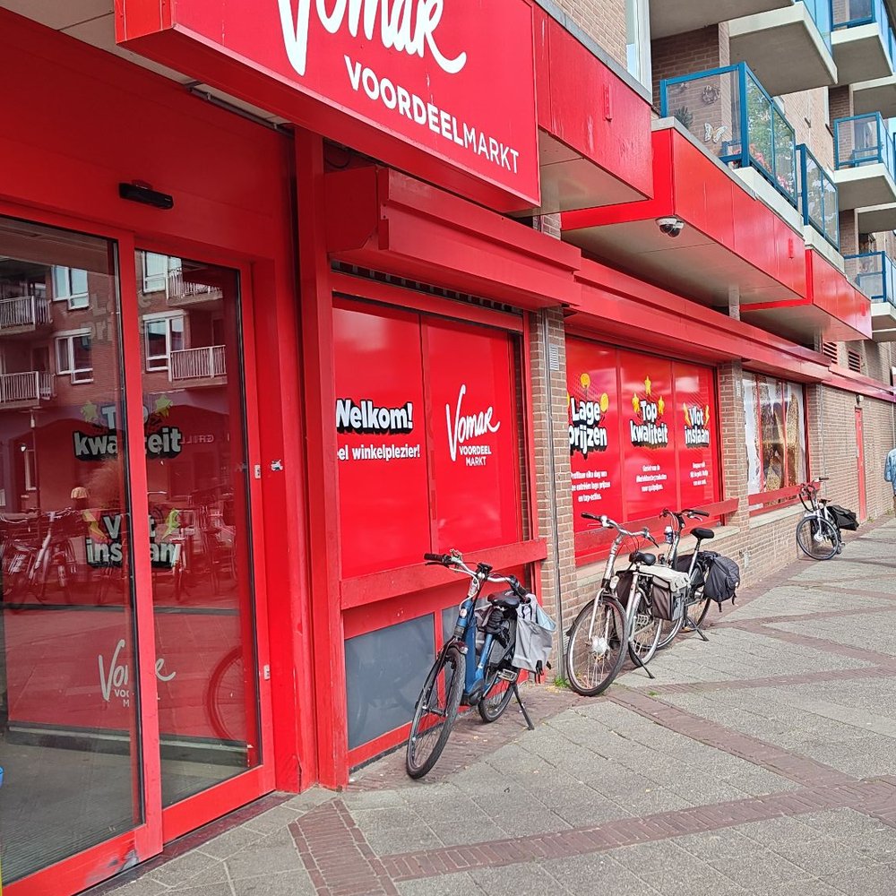 Vomar - Entrance - Grocery Near Me - Hoorn, New Hampshire