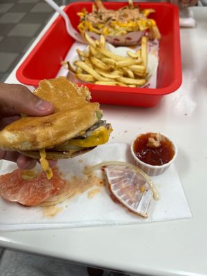 In-N-Out Burger by null