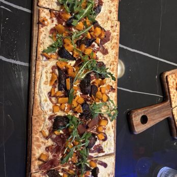 The Lenny - Fig & roasted squash flatbread - Bars Near Me - Durham, North Carolina