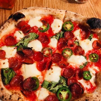 Pizzeria Libretto Danforth - Pizza Near Me - Toronto, Ontario