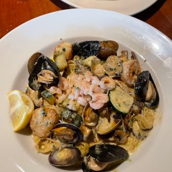 Anthony's Boise - Seafood Fettucine - Seafood Near Me - Boise, Idaho Anthony's Boise - Seafood Fettucine - Seafood Near Me - Boise, Idaho