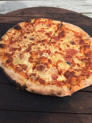 Black Prince Winery & Canadian Vinegar Cellars featuring Barrel House Wood-Fired Pizza + County Disc Golf by null