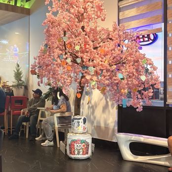 Tokyo House Ramen and Sushi - Waiting area - Sushi Bars Near Me - Perris, California Tokyo House Ramen and Sushi - Waiting area - Sushi Bars Near Me - Perris, California