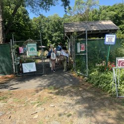 Quarry Swim Club - Entrance