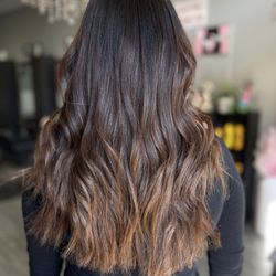 Lapalacebeauty - Root melt + haircut