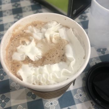 Mom's Front Porch - Desserts Near Me - Luling, Texas