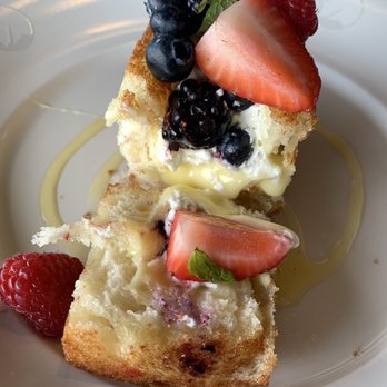 Rooftop At Nobu Hotel Chicago - NOBU HONEY TOAST with lemon curd inside. - Japanese Near Me - Chicago, Illinois