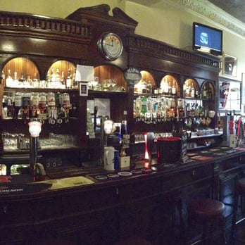 Clarks Bar - Main Bar - Pubs Near Me - Edinburgh, EDH