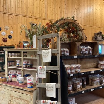 Rowley's Red Barn - Ice Cream & Frozen Yogurt Near Me - Santaquin, Utah