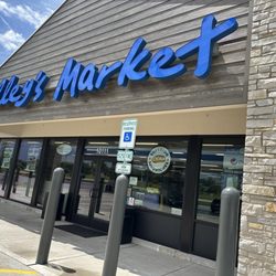 Kelley’s Market - Front of the market (at a Mobil Gas Station)