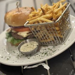 Alchemy Restaurant - Alchemy Burger
