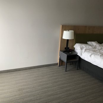 Sun Coast Park - Another bed can totally fit right here. What am I supposed to do with all this space? - Hotels Near Me - Anaheim, California Sun Coast Park - Another bed can totally fit right here. What am I supposed to do with all this space? - Hotels Near Me - Anaheim, California